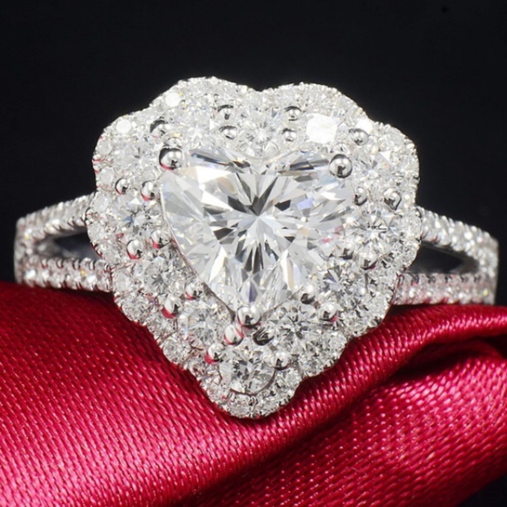 🆕 Sterling silver heart ring.